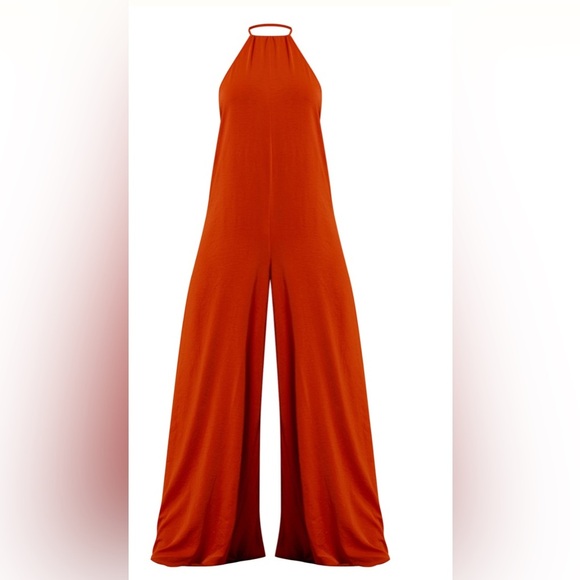 PrettyLittleThing Rust Halter Jumpsuit - Picture 4 of 5